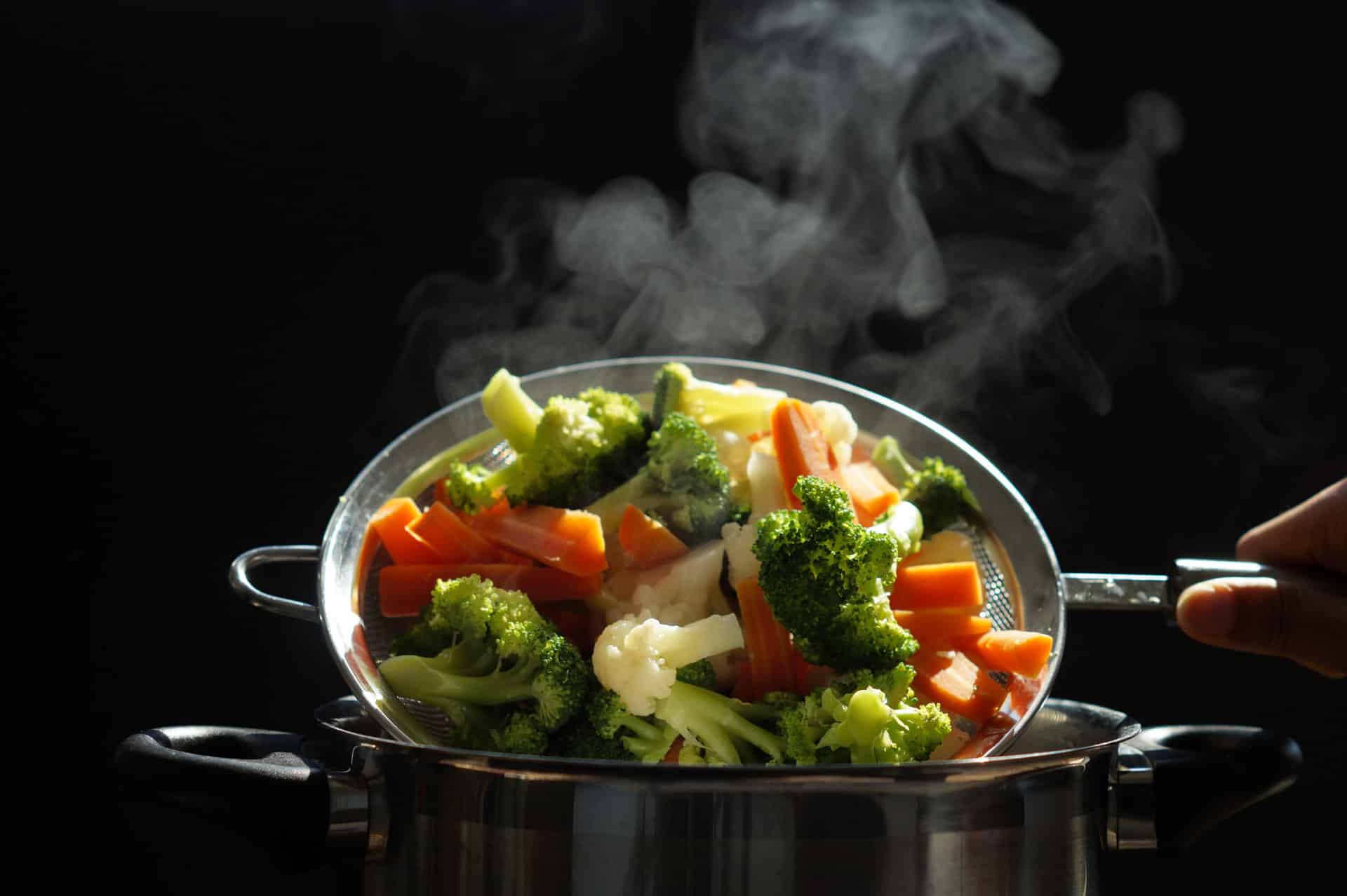 Cooking Methods and Equipment for Commercial Kitchens - steaming - Eleven36 Blog